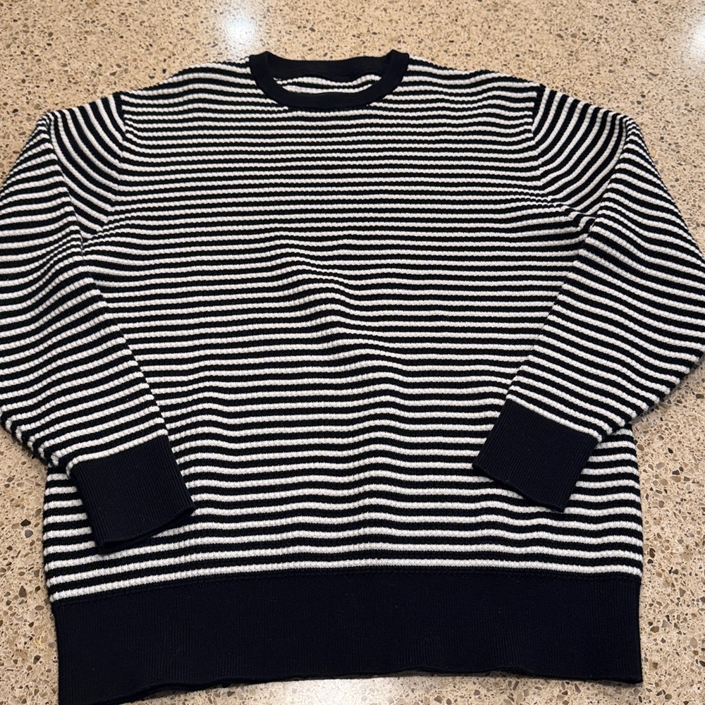 Barney Cools Men's Stripe Knit Sweater Size Medium
